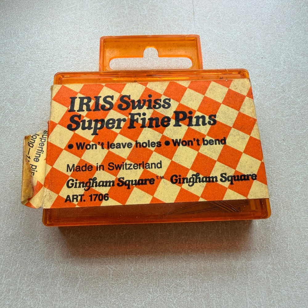 Vintage IRIS Swiss Super Fine Pins Art 1706‎ Gingham Square Made in Switzerland